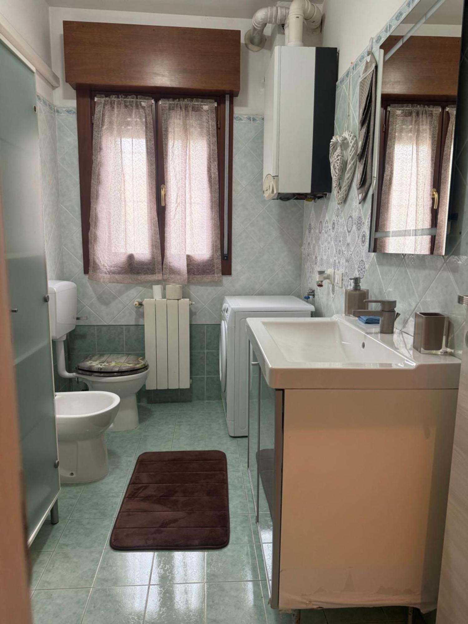 A Due Passi Dal Centro Apartment Ravenna Ruang foto