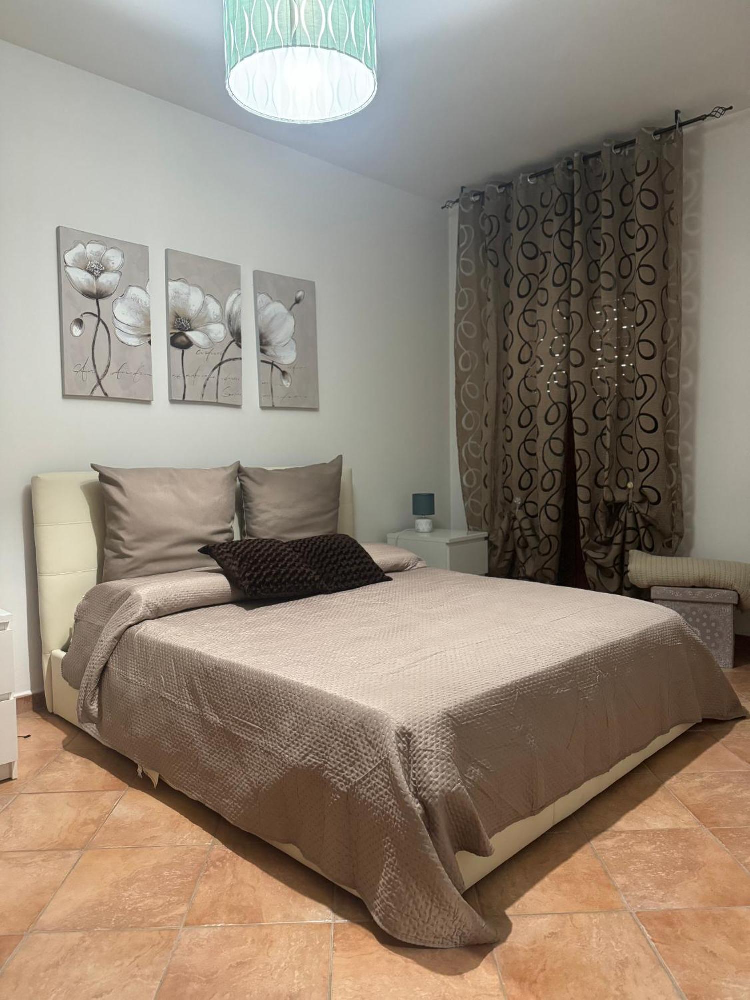 A Due Passi Dal Centro Apartment Ravenna Ruang foto